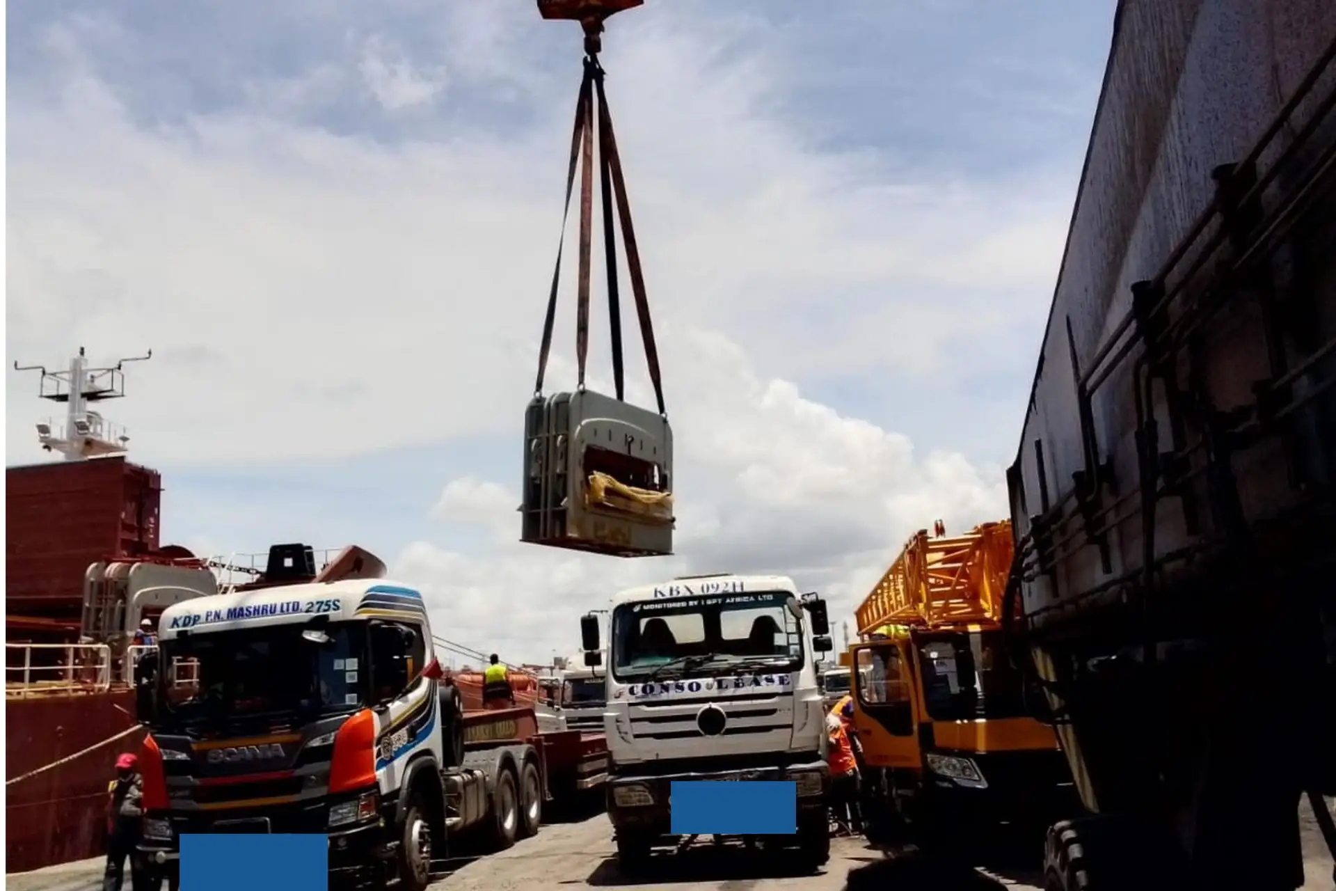 Preparing cargo for lashing and lifting – Mercury Marine Services